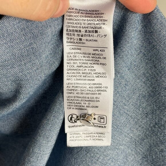 LEVI'S Essential Western Shirt Denim Medium Wash Button Down Women's 2X - Picture 10 of 15